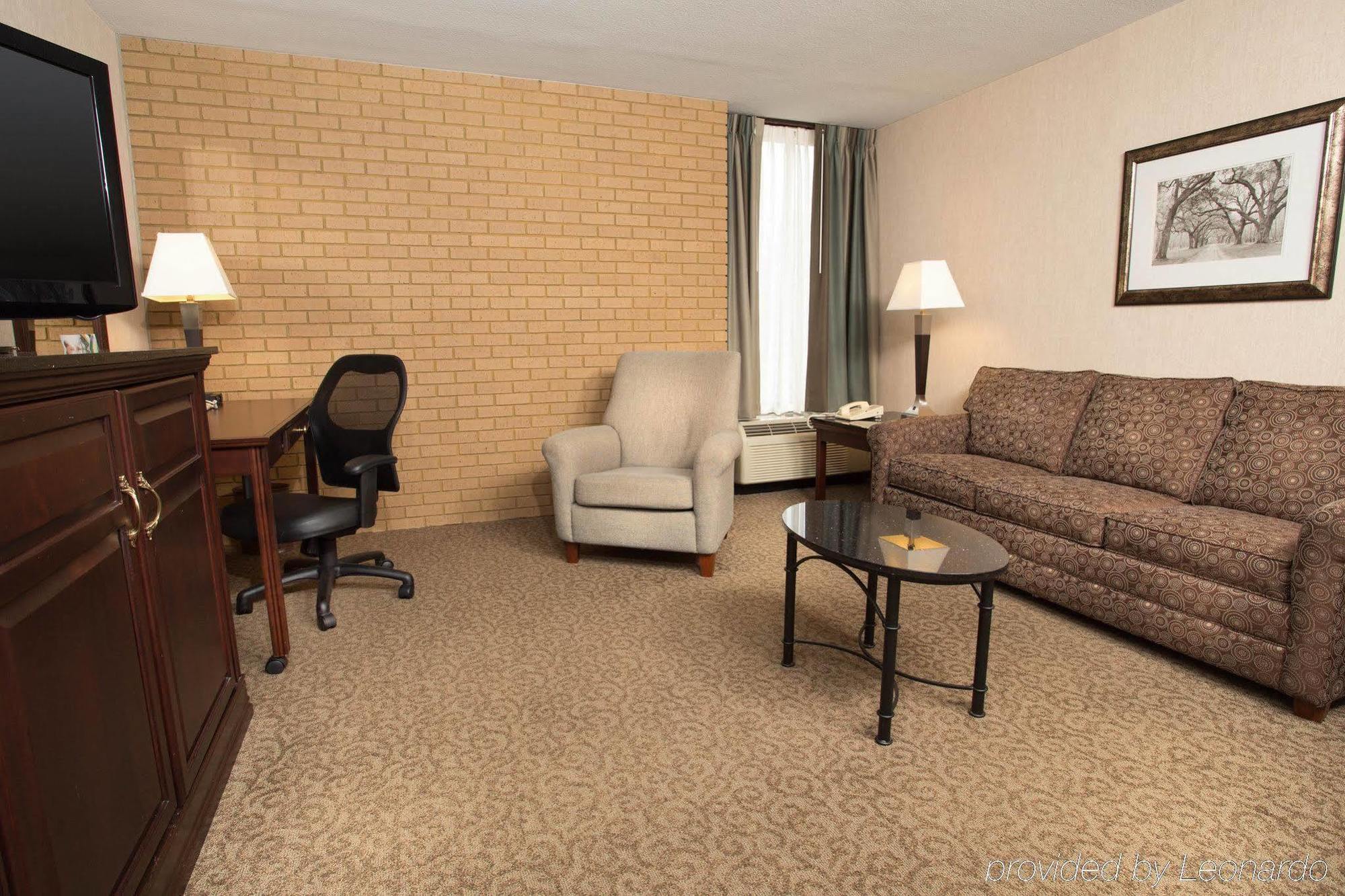 Drury Inn & Suites Louisville East Cameră foto